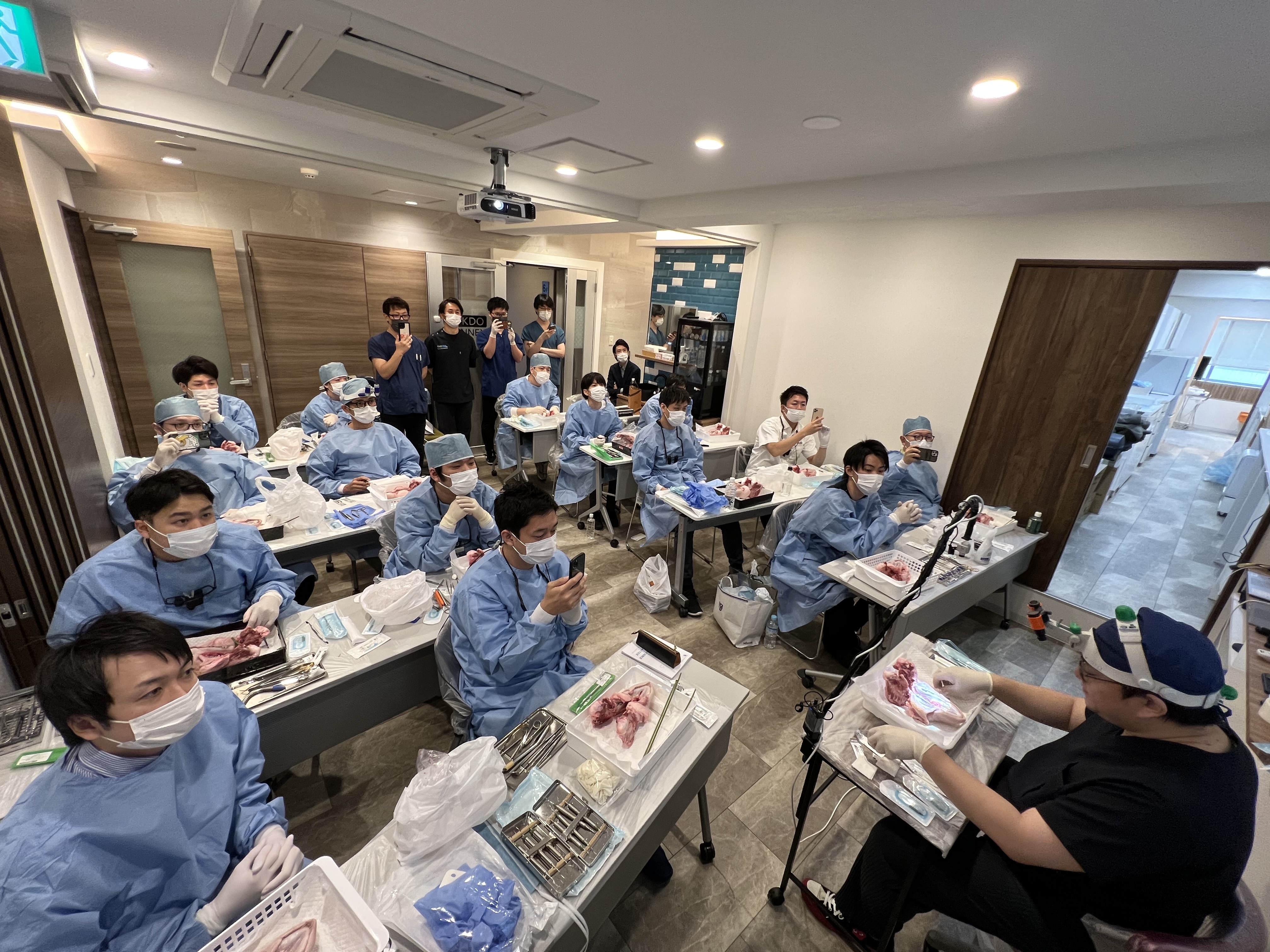 歯周外科ハンズオンセミナー開催